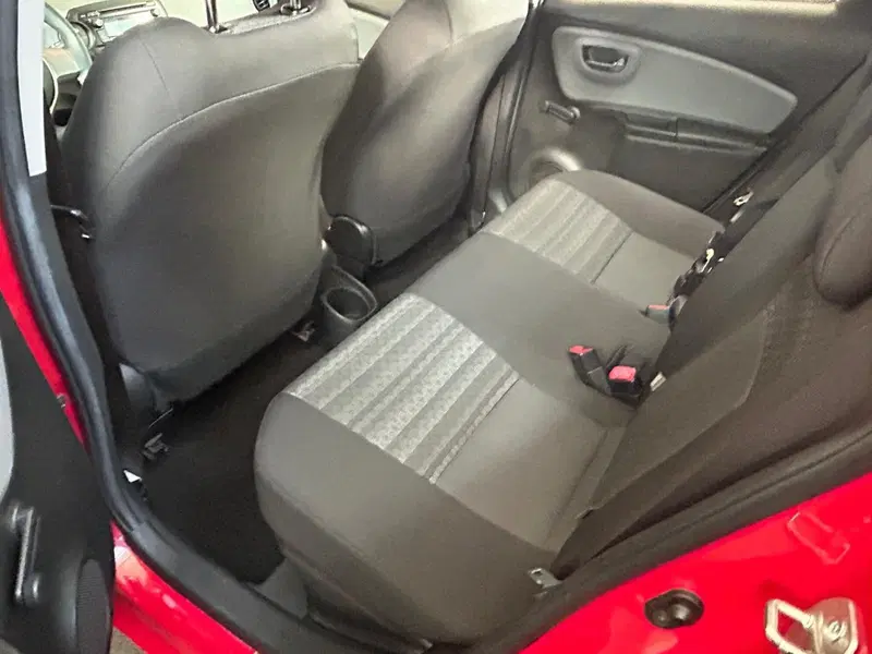 Toyota Yaris usata a Bergamo (16)
