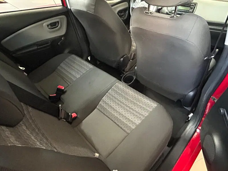 Toyota Yaris usata a Bergamo (8)