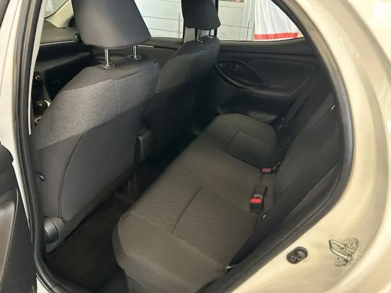 Toyota Yaris usata a Bergamo (10)