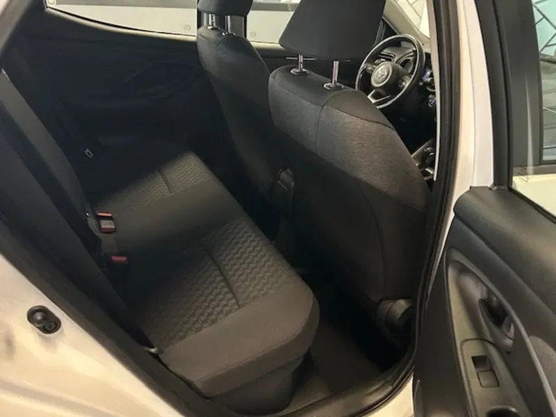 Toyota Yaris usata a Bergamo (12)