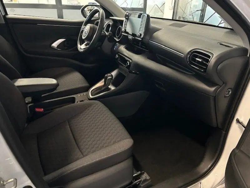 Toyota Yaris usata a Bergamo (13)