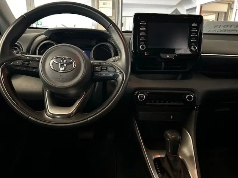 Toyota Yaris usata a Bergamo (16)