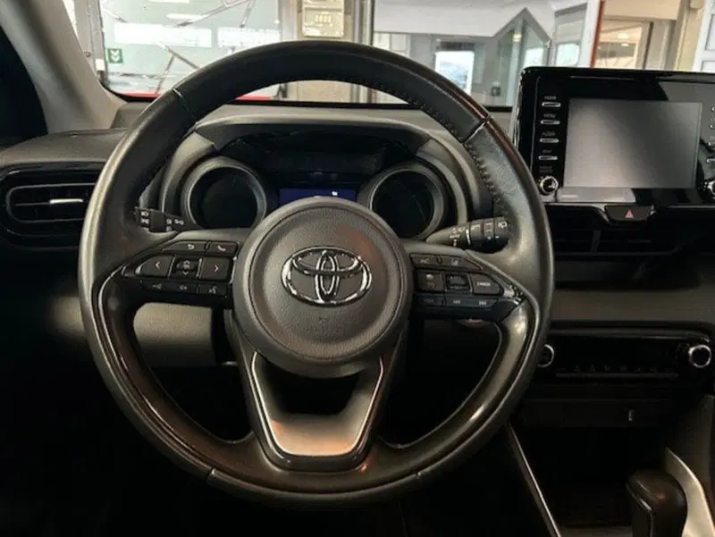 Toyota Yaris usata a Bergamo (17)