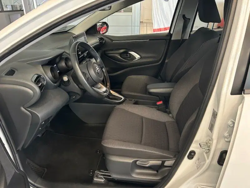 Toyota Yaris usata a Bergamo (8)
