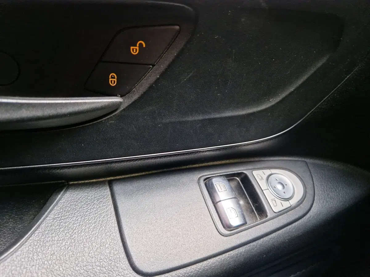 Mercedes-Benz Vito usata a Varese (12)