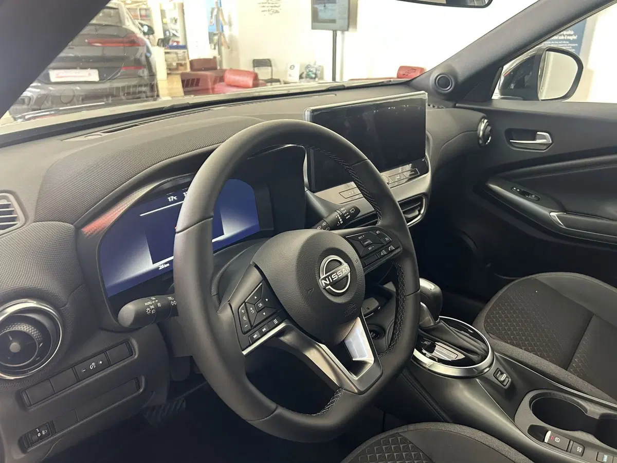 Nissan Juke nuova a Bari (16)