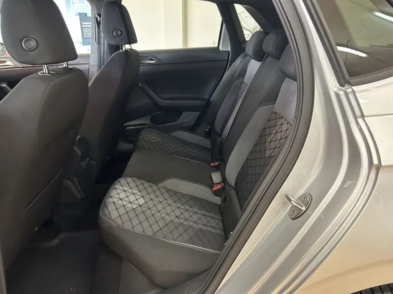 Volkswagen Polo usata a Bari (12)