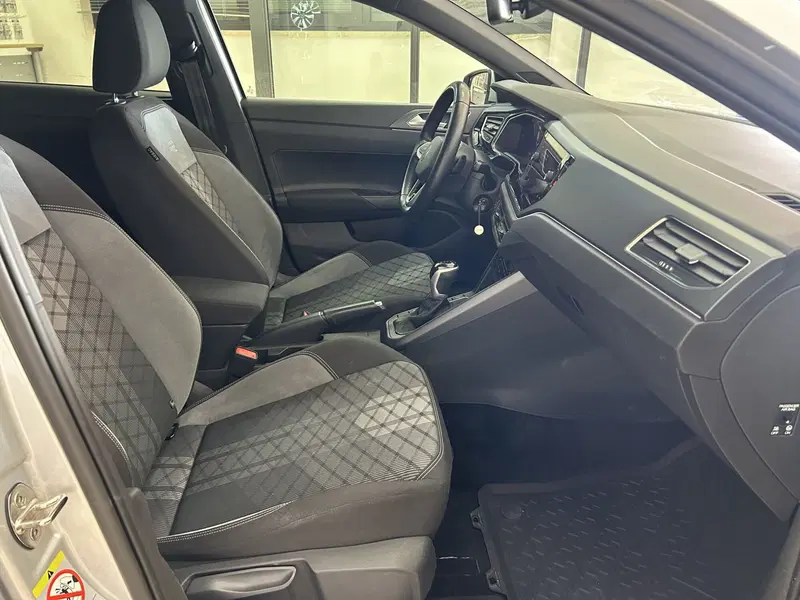 Volkswagen Polo usata a Bari (14)