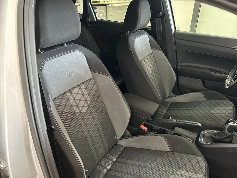Volkswagen Polo usata a Bari (18)