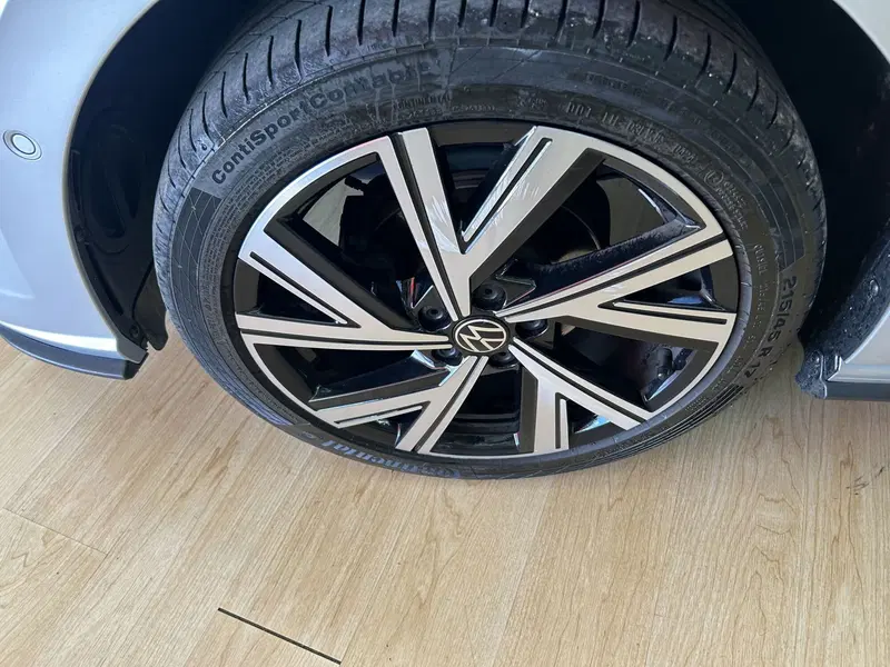 Volkswagen Polo usata a Bari (9)