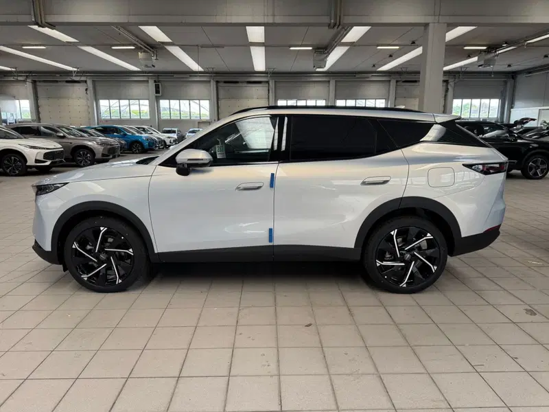 Omoda Omoda 7 SHS-P nuova a Monza e Brianza (3)