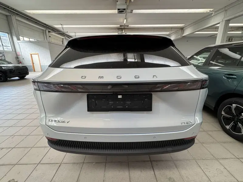 Omoda Omoda 7 SHS-P nuova a Monza e Brianza (5)