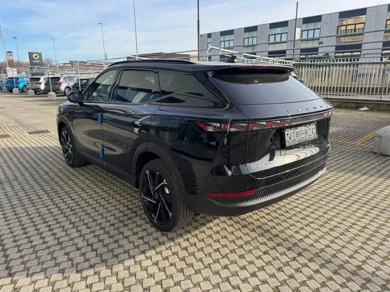 Omoda Omoda 7 SHS-P nuova a Monza e Brianza (3)