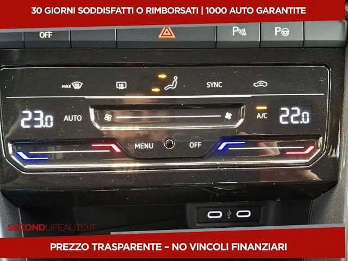Volkswagen T-Roc usata a Chieti (19)