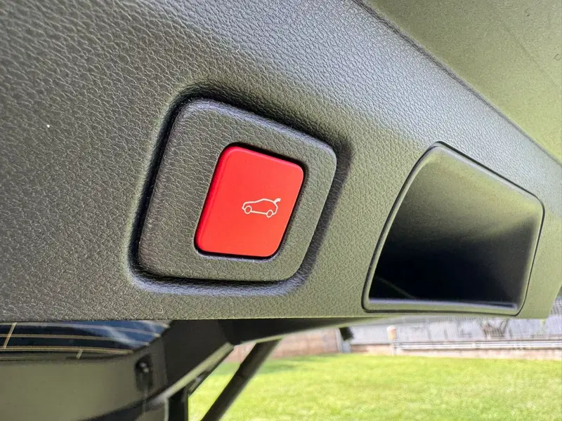 Jeep Compass nuova a Salerno (15)