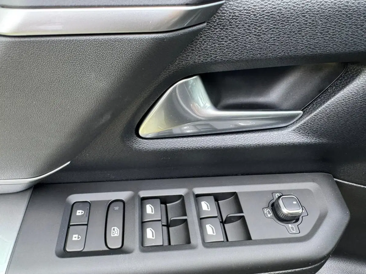Jeep Compass nuova a Salerno (17)