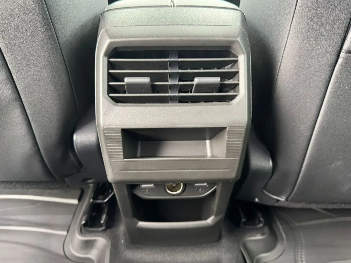Jeep Compass nuova a Salerno (18)