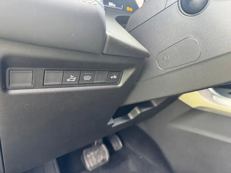 Jeep Compass nuova a Salerno (19)