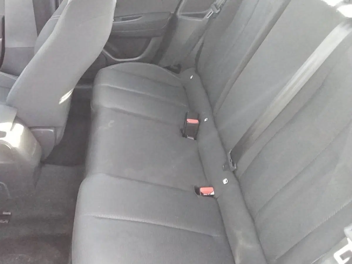 Lancia Ypsilon usata a Salerno (7)