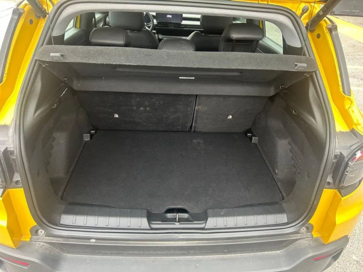 Jeep Avenger usata a Salerno (13)