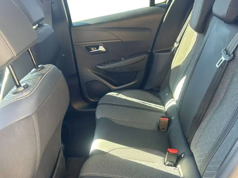 Jeep Avenger usata a Salerno (7)