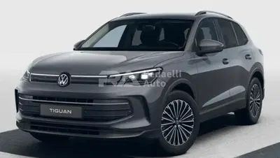 Volkswagen Tiguan 2.0 tdi Edition 150cv dsg nuova a Casatenovo