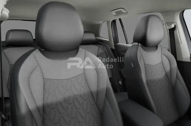 Volkswagen Tiguan nuova a Lecco (6)