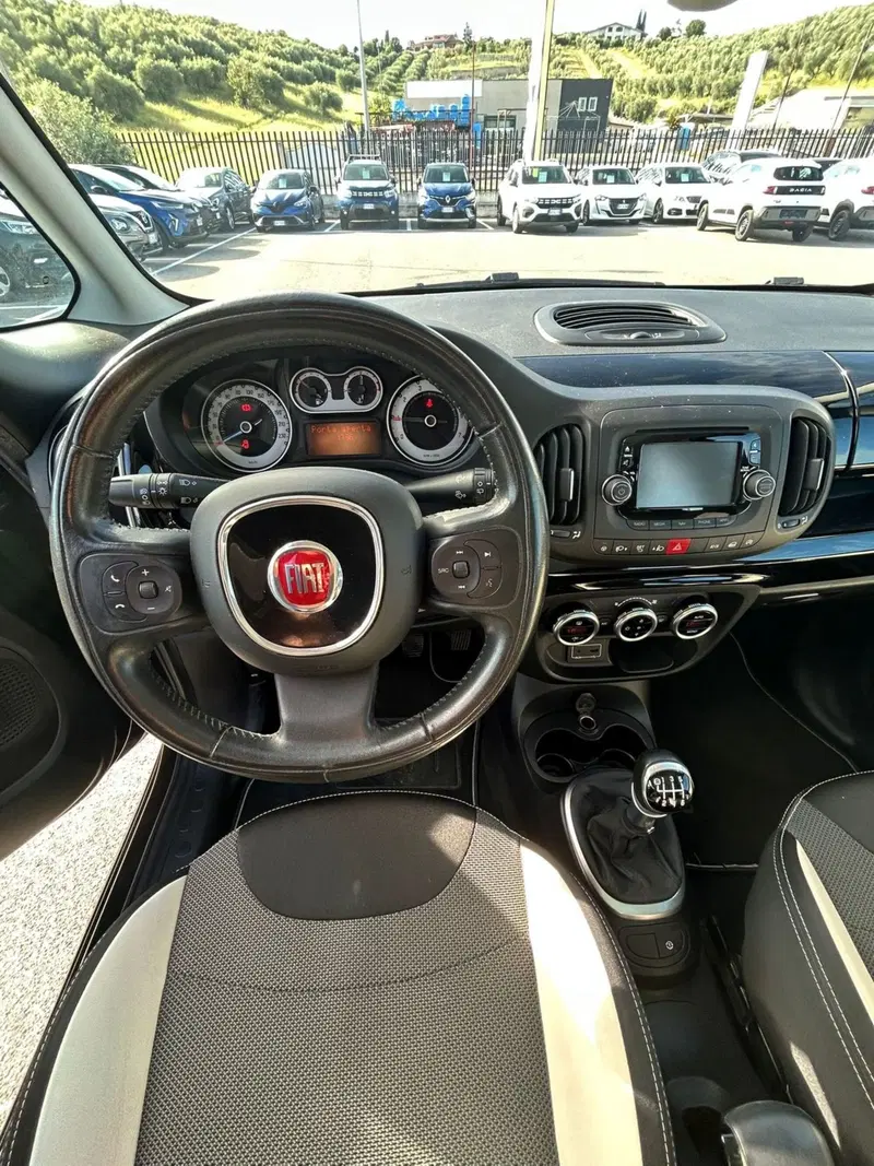 Fiat 500L usata a Roma (9)