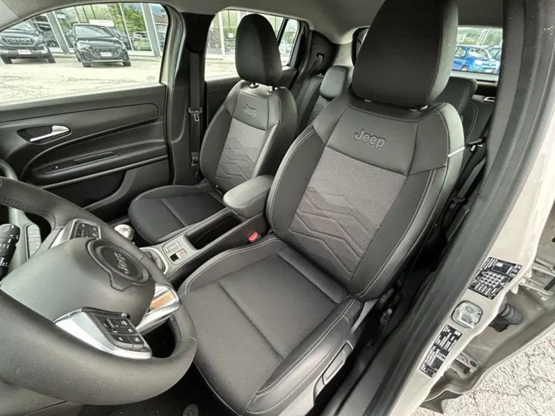 Jeep Avenger usata a Cuneo (7)