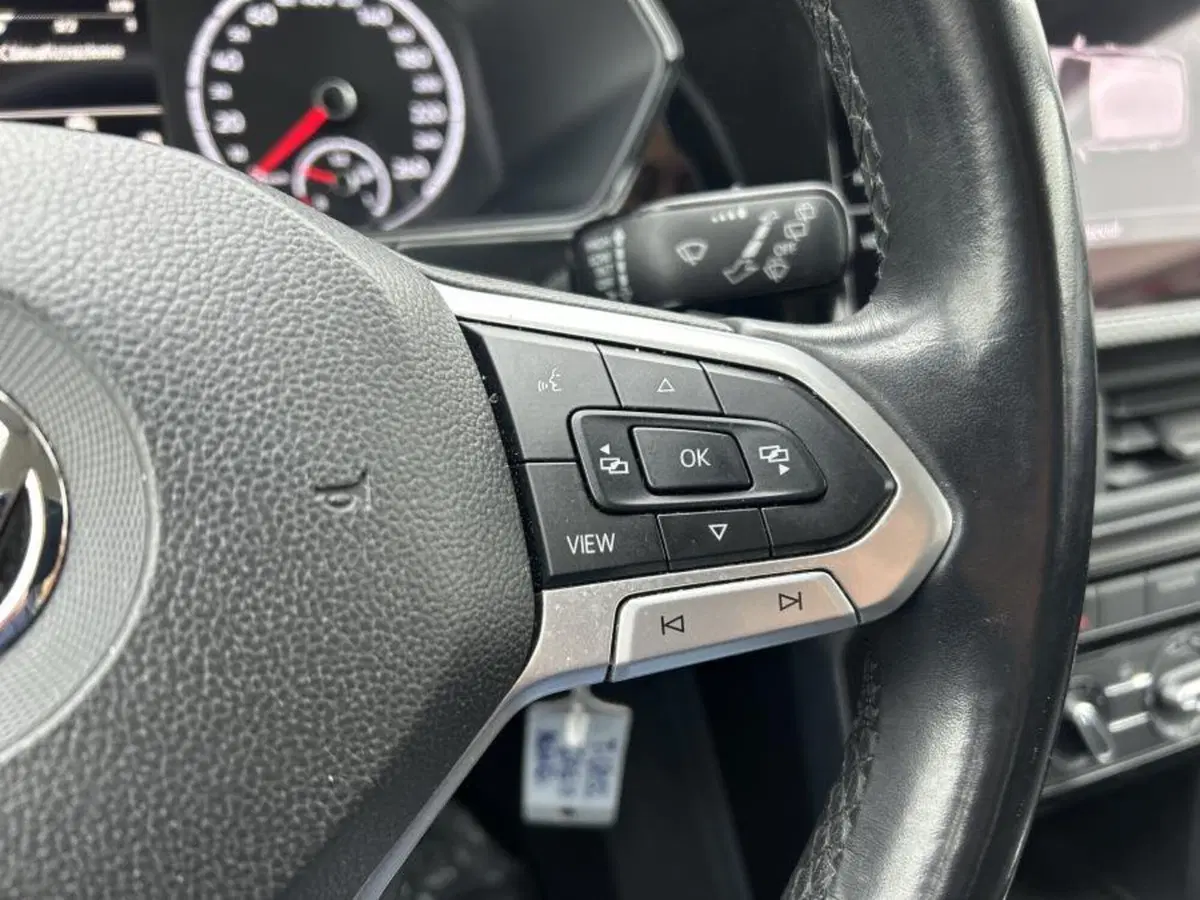 Volkswagen T-Cross usata a Cuneo (16)