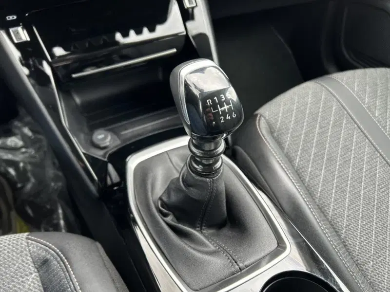 Peugeot 208 usata a Cuneo (11)
