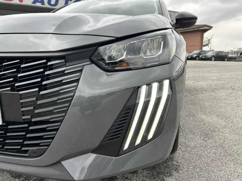 Peugeot 208 usata a Cuneo (5)