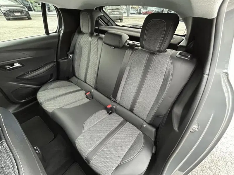 Peugeot 208 usata a Cuneo (8)
