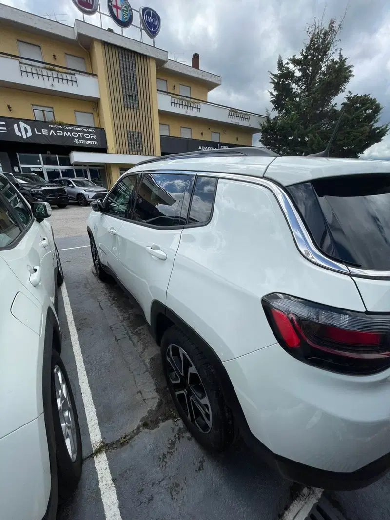 Jeep Compass usata a L'Aquila (15)
