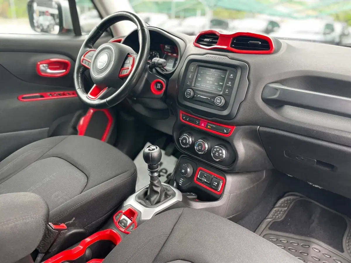 Jeep Renegade usata a Ancona (15)