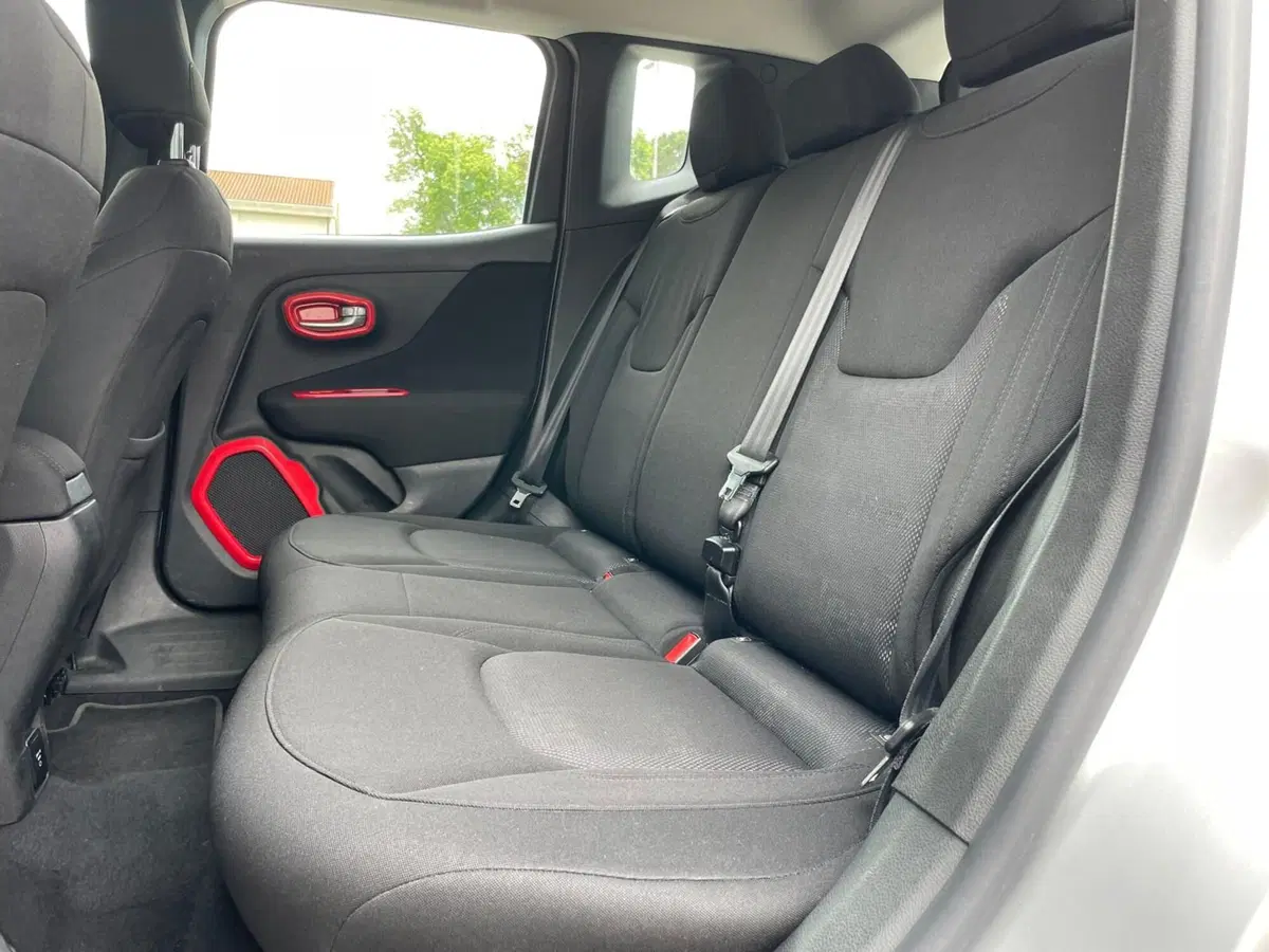 Jeep Renegade usata a Ancona (17)