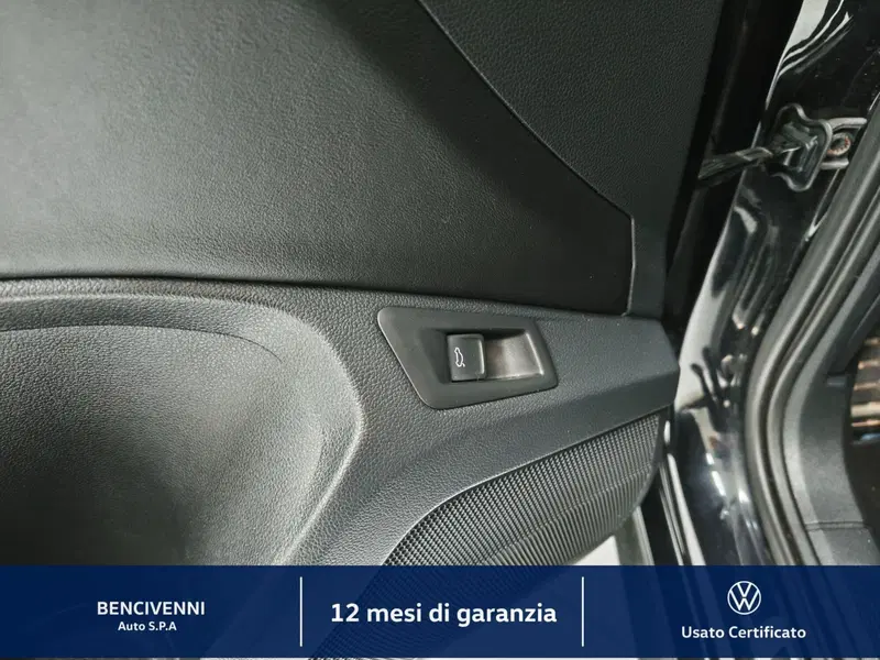 Volkswagen T-Roc usata a Catanzaro (18)
