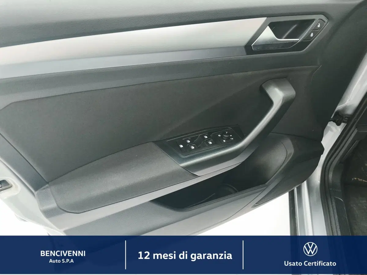Volkswagen T-Roc usata a Catanzaro (16)