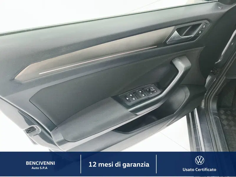 Volkswagen T-Roc usata a Catanzaro (16)