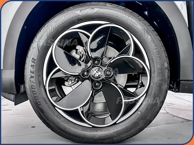 Alfa Romeo Junior usata a Milano (7)
