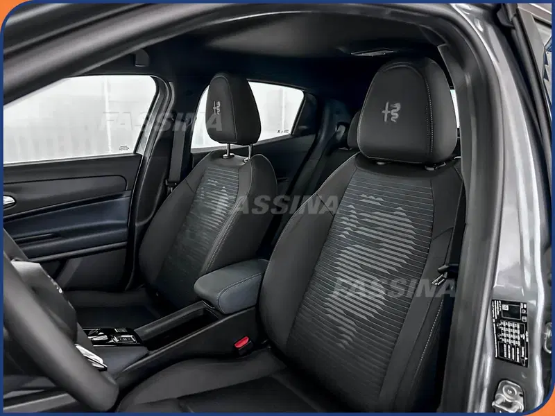 Alfa Romeo Junior usata a Milano (8)