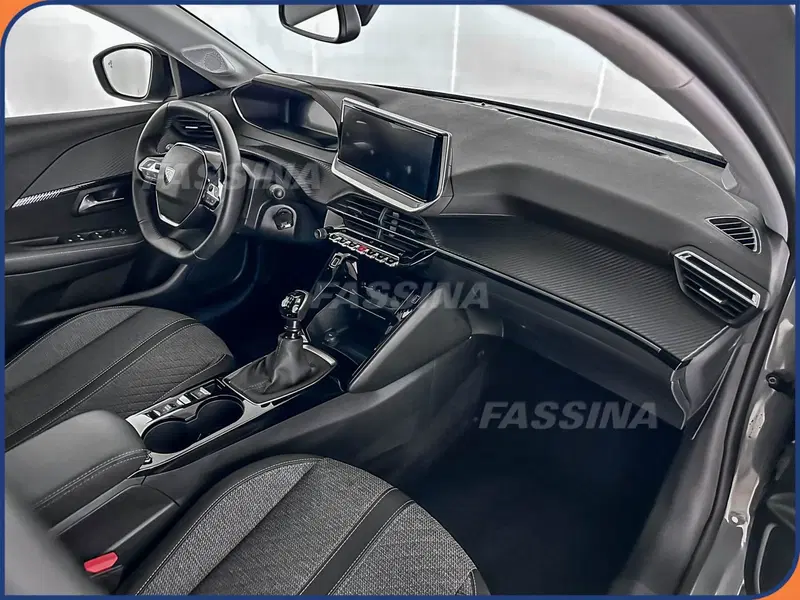 Peugeot 208 usata a Milano (14)