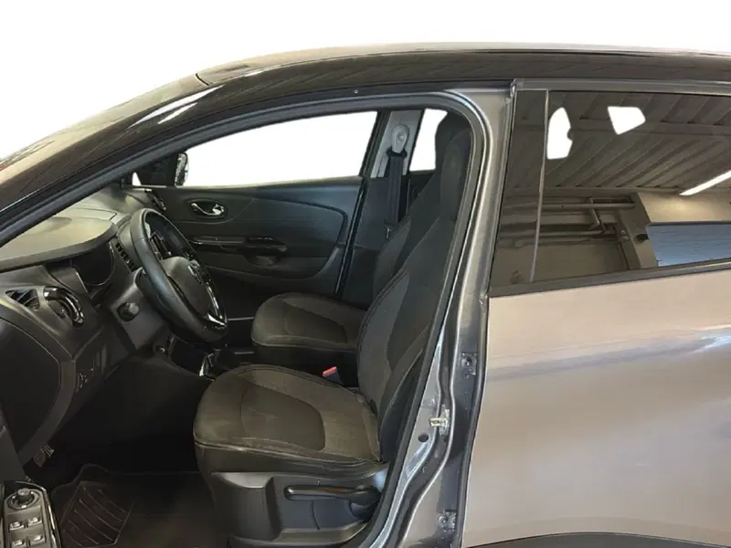 Renault Captur usata a Arezzo (12)