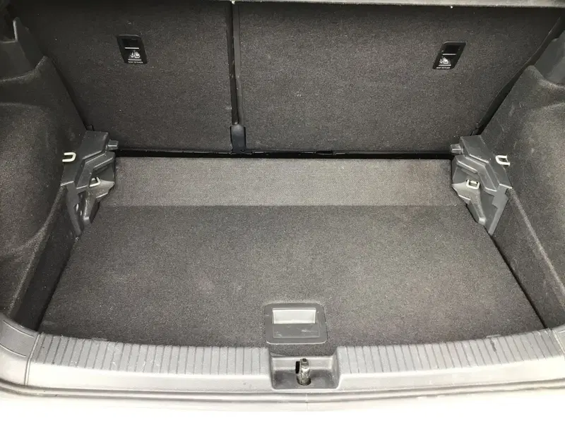 Volkswagen T-Cross usata a Genova (10)
