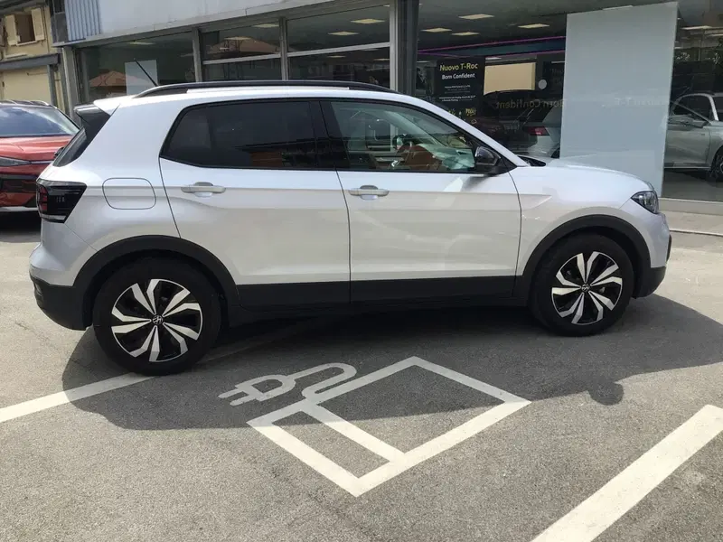Volkswagen T-Cross usata a Genova (4)