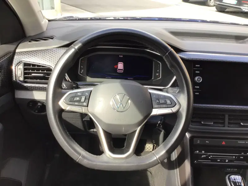 Volkswagen T-Cross usata a Genova (11)