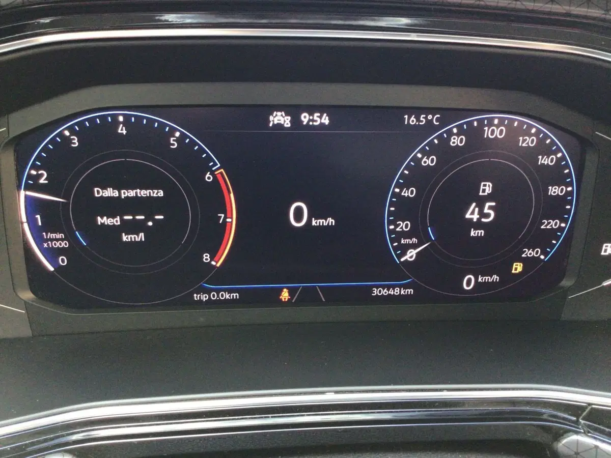 Volkswagen T-Cross usata a Genova (14)