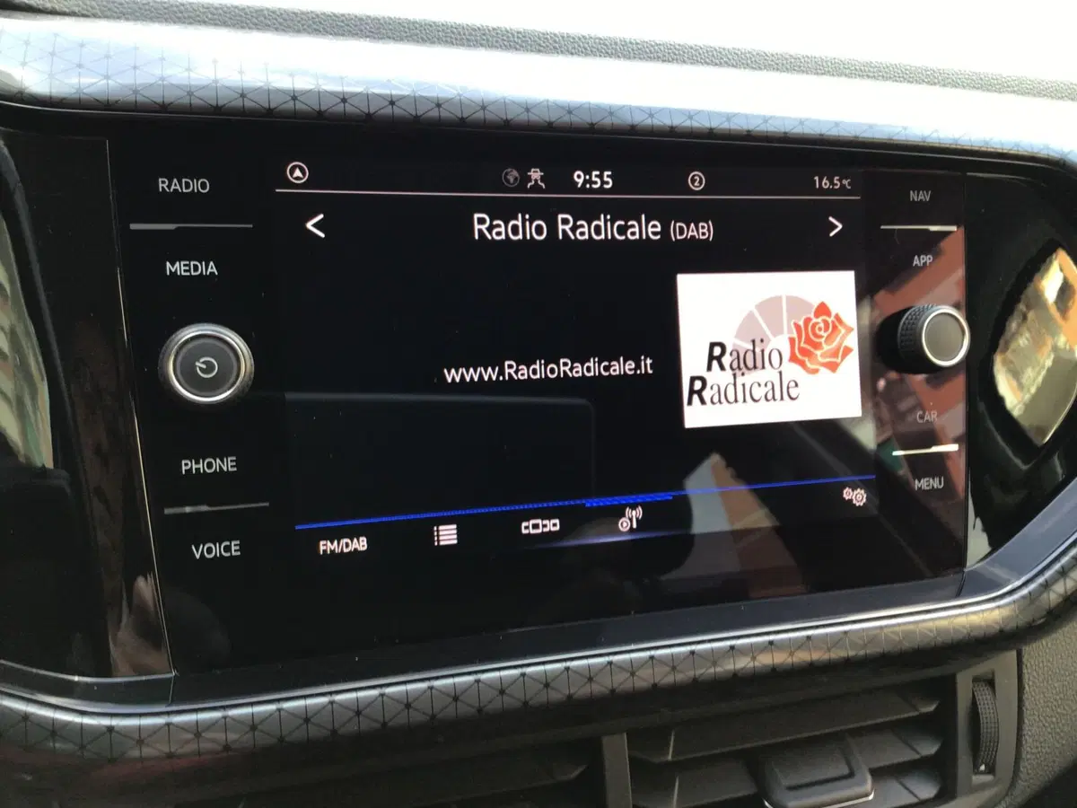 Volkswagen T-Cross usata a Genova (15)