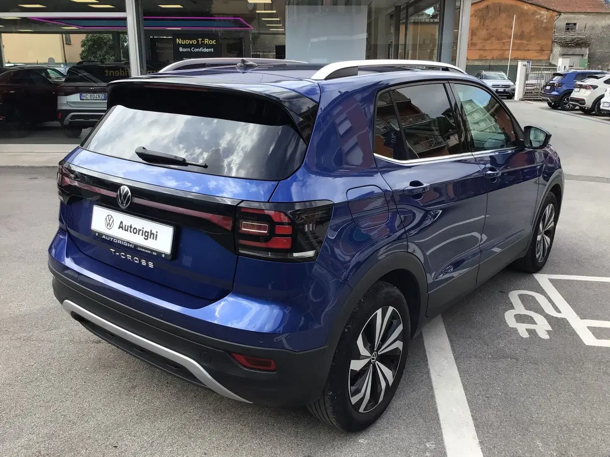 Volkswagen T-Cross usata a Genova (5)