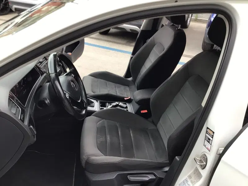 Volkswagen Golf usata a Genova (11)